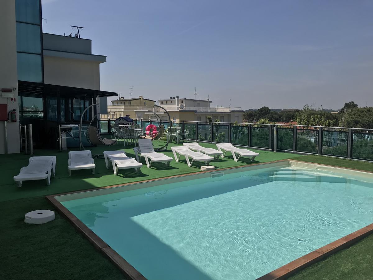 Hotel Mirage Lido di Classe Exterior photo