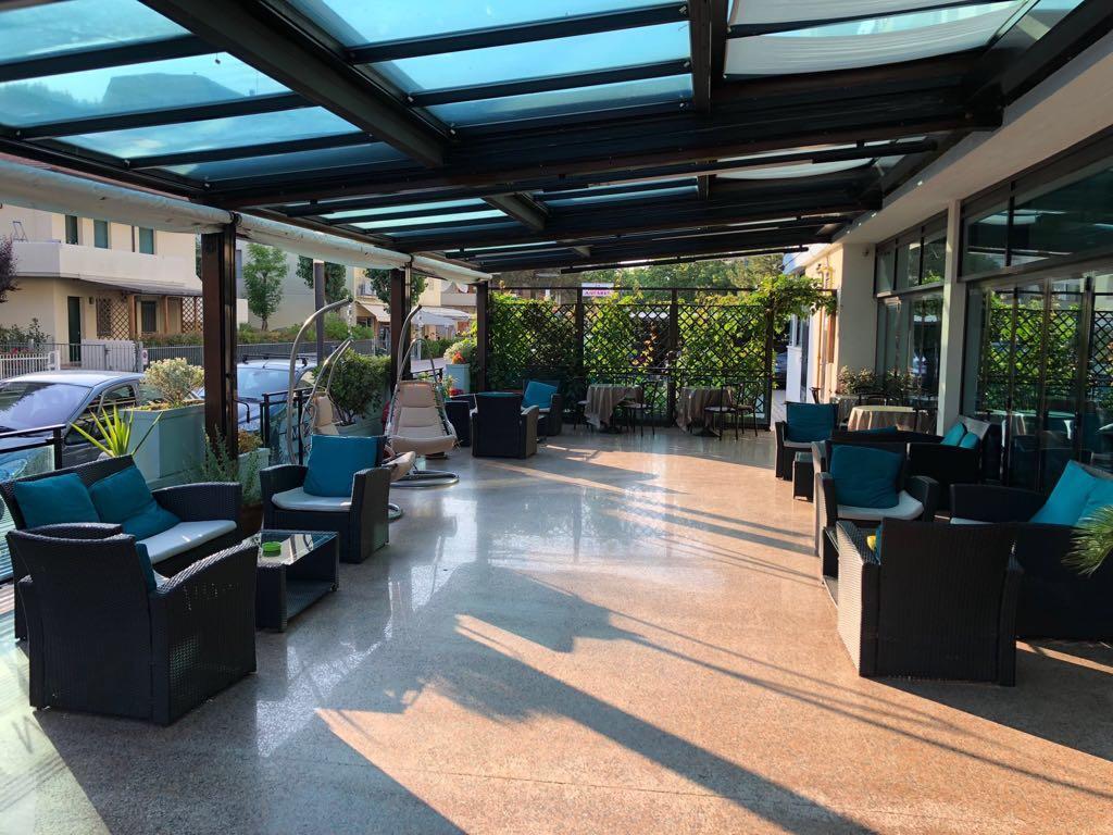 Hotel Mirage Lido di Classe Exterior photo